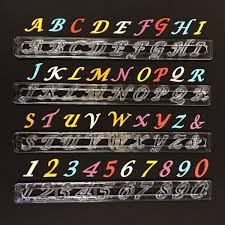 Bol Com Liniaal Uitsteker Tappit Alfabet Uppercase Letters En Cijfers Fmm