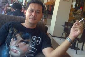 Minggu, 9 mei 2021 08:11. Denny Siregar Ajak Jokowi Minum Pil Pahit Halaman 1 Kompasiana Com
