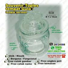 Pin Di Souvenir Toples