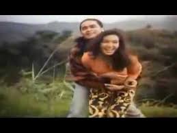 Sementara itu, awie memulakan sesi jelajah konsert awie romantika ke selatan bermula hari ini hingga 7 disember ini. Lagu Baru Awie Duet Dgn Erra Fazira Cinta Makrifat Youtube