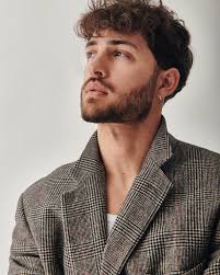 Aaron Owen (@aaronnowenn) • Instagram photos and videos