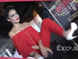 Watch: Surbhi Jyotis red hot look photoshoot