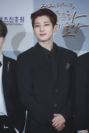 Hoshi, jun, the8, dino (the performance unit). Seventeen Wonwoo Was The Perfect Gentleman For Helping Female Cast Member Kpoplover