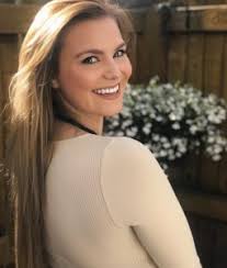 Meet Ella Mills of Glow Spray Tan Studio