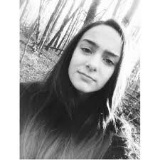 Heather See (@__heathersee__)