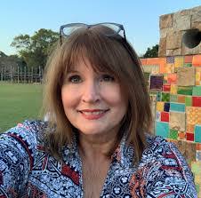 Marian Yoder's Instagram, Twitter & Facebook