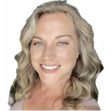 Kerri Kissinger's Instagram, Twitter & Facebook