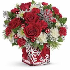 Snowflake Joy Christmas Flower Bouquet At Send Flowers Christmas Flower Arrangements Christmas Floral Arrangements Christmas Bouquet
