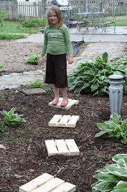 Wood Garden Stepping Stones Diy Garden Stepping Stones Diy Garden Stepping Stones Stepping Stones