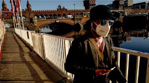 Энн хэтэуэй, чиветель эджиофор, соник и др. Coronavirus Germany Imposes Easter Lockdown To Curb New Surge Bbc News