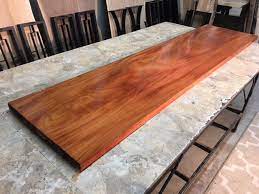 Keawetan kayu adalah daya tahan suatu jenis kayu tertentu terhadap berbagai faktor perusak kayu baik secara biologis maupun cuaca. Kayu Mahoni Karakteristik Kegunaan Plus Minus