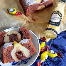 Und tatsächlich sind bei der herstellung der kleinen. Schokokuchen Mit Eierlikor Und Mit Verpoorten Pralinen Gefullten Birnen Kuchenrezepte Mit Eierlikor Verpoorten