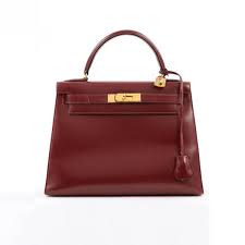 It's time for some new arm candy. Pin On Women Handbags