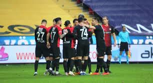 Gaziantep fk fikstürü sayfasından 2020/2021 sezonu spor toto süper lig oynayacağı futbol maçlarını ve fikstürü görebilirsiniz. Gaziantep Fk Kayseri Engelini Asti Trt Spor Turkiye Nin Guncel Spor Haber Kaynagi