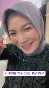 Maraton MC hari ini Bu eva sampai malam .. #buguruemsi #masterofceremony