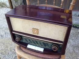 Ancien Poste Radio A Lampes Tsf Vintage Bakelite Philips Type Bf451a Tubes Eur 59 90 Ancien Poste Radio A Lampes Tsf Vintage Bakelit Radios Poste Radio Lamp