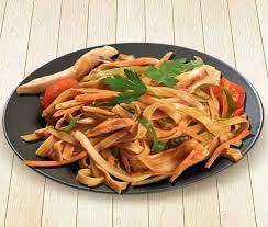 Recette Wok De Poulet Legumes Et Pates 750g Recette Wok De Poulet Recettes Wok Recette De Plat