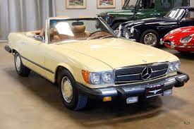 An international jury made up of 45 trade journalists had in january awarded the coveted prize to the car models 450 se and 450 sel ( 116 series), as well as the 450 sl and 450 slc (107. 1974 Mercedes Benz 450sl