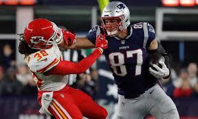 Scout staff 3 min read. Patriots Edge Chiefs In Thriller As Brady Outduels Mahomes For Now Nfl The Guardian