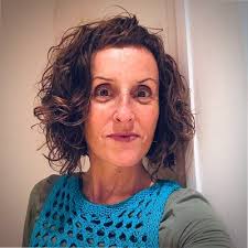 Molt contenta de com esteu acollint aquesta Primera Edició de la 𝗙𝗶𝗿𝗮  𝗱𝗲 𝗗𝗼𝗻𝗲𝘀 𝗶 𝗱'𝗘𝗺𝗽𝗿𝗲𝘀à𝗿𝗶𝗲𝘀 𝗱𝗲 𝗖𝗮𝘁𝗮𝗹𝘂𝗻𝘆𝗮 😊