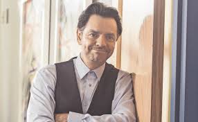 Undoubtedly, like many people, followers and friends of the artist, they waited for a miracle in his recovery, although the outlook looked increasingly bleak for the. Eugenio Derbez Protagonizara Y Producira Loteria Pelicula De Netflix