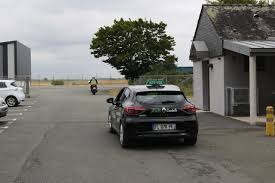 Le concours externe est ouvert aux candidats âgés de moins de 45 ans et titulaires du baccalauréat. Examen Du Permis De Conduire En Mayenne Les Places Sont Cheres Le Courrier De La Mayenne