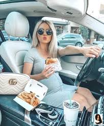 Essen Mom And Baby Tumblr Prego Prego Eating Erstes Trimester Zweite Baby Schwangere Mode Lassige Mutterschaft Schwangerschafts Outfits