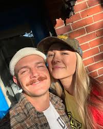 Mike (@flopfiesta) • Instagram photos and videos