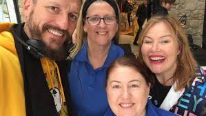 Sunshine Coast Daily and 92.7 Mix FM announce Kellie Debono as winner of  Gold Star award