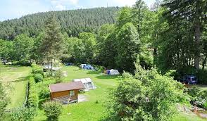 Camping Auf Dem Autofreien Zeltplatz Im Ferienort Enzklosterle Schwarzwald Urlaub Campingplatz Camping