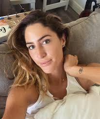 Jaye Marie Casello (@jayemgreen) • Instagram फ़ोटो और वीडियो