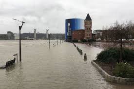 Stadspaleis in rouen, frankrijk (nl) préfecture de rouen. La Seine Maritime Face A La Crue De La Seine La Prefecture Appelle A La Vigilance