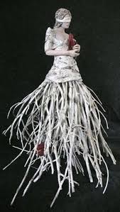 Blimey You Can Make A Dress Out Of Anything Robes En Papier Art Sculpture Sculptures Papier
