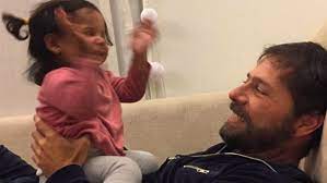El difunto esposo de la monarca británica cumplió funciones protocolares hasta 2017 y luego se alejó de la vida pública. La Conmovedora Historia De Braulio Bauab El Novio De Luis Novaresio Tiene Una Hija En Copaternidad Telefe Noticias