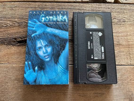 Gothika // Halle Berry, Robert Downey Jr., Penelope Cruz // 2003 Thriller  // Rated R // VHS - Etsy