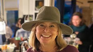 Denise Thatcher's Instagram, Twitter & Facebook