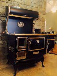 Antique appliances is an authorized dealer of elmira stoveworks vintage reproduction appliance line. Gas Stove For Antique Reproduction Kitchen Victorian Kitchen Ottawa By The Fireplace Center And Patio Shop Houzz