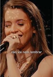 Vivendo ou Existindo: Reflexão Musical de Thayna Bitencourt