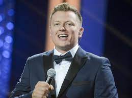 Maybe you would like to learn more about one of these? Rafal Brzozowski Wiek Wzrost Zona Instagram Kim Jest Prowadzacy Jaka To Melodia Radio Zet