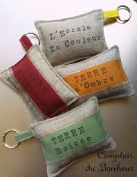 Porte Clefs Personnalises Comptoir Du Bonheur Porte Clef Sachets De Lavande Bijoux De Sac