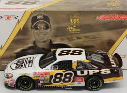 Ernie irvan, dale jarrett, ricky rudd and kenny irwin all had opportunities to drive iconic car. Diecast Registry