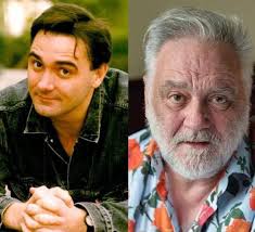 Tributes have been paid to Scarborough showbiz legend Tony Peers, who has  died at the age of 78.