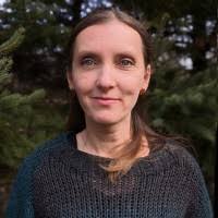 800+ "Fús" profiles