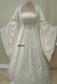 Keiths Wanting A Traditional Pagan Wedding Bag Pipes And All I Love The Renaissance Style D Medieval Wedding Dress Renaissance Wedding Dresses Medieval Dress