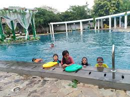At Bumi Nuani Serenity Swimming School Facebook
