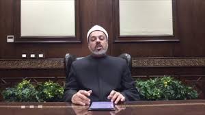 هل تتوقف المرأة عن الصلاة عند نزول الدم البني أم تنتظر حتى يصبح أحمر Youtube