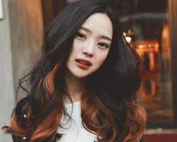 Anda perlu memadukan cat rambut ungu tua dan burgundy pada rambut hitam anda. 26 Mix Warna Rambut Yang Bagus Model Baru