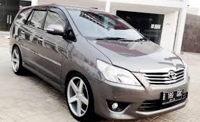 Gambar kereta keluaran terbaru toyota 2016. 40 Modifikasi Mobil Innova Inspirasi Terpopuler