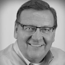 Lee Milam (@mayfairlee)