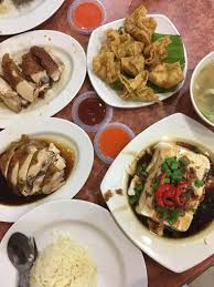 If you like hainanese chicken rice, this would be a good try. Nasi Ayam Hainan Terlajak Sedap Di Nasi Ayam Chee Meng Saji My